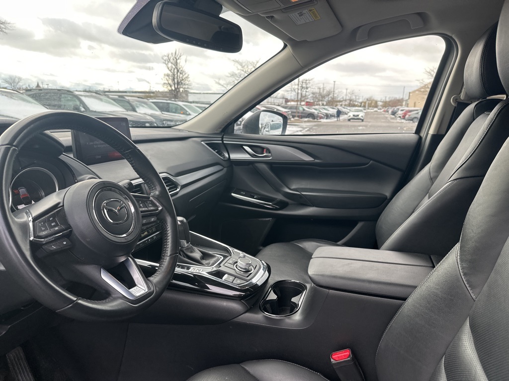 2020 Mazda CX-9 Touring photo 2