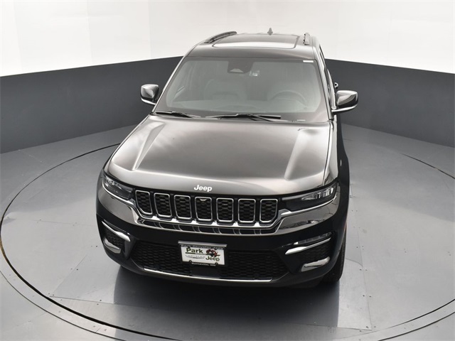 2025 Jeep Grand Cherokee Limited photo 12