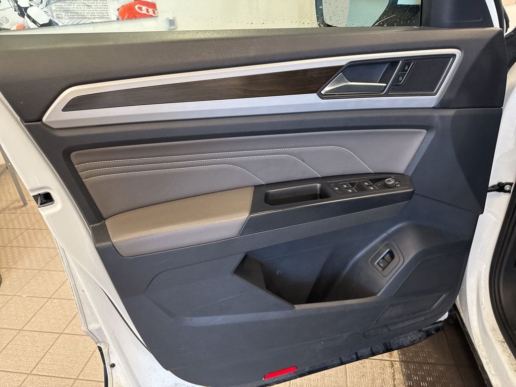 2021 Volkswagen Atlas V6 SE Technology photo 16