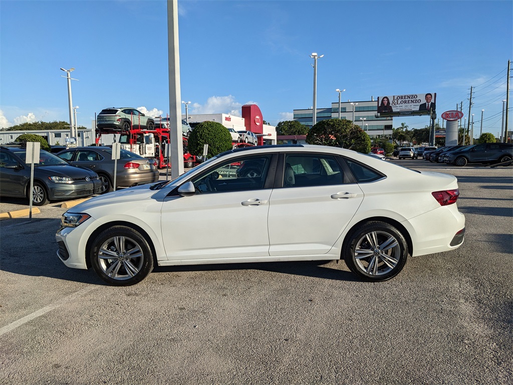 2024 Volkswagen Jetta 1.5T SE photo 4