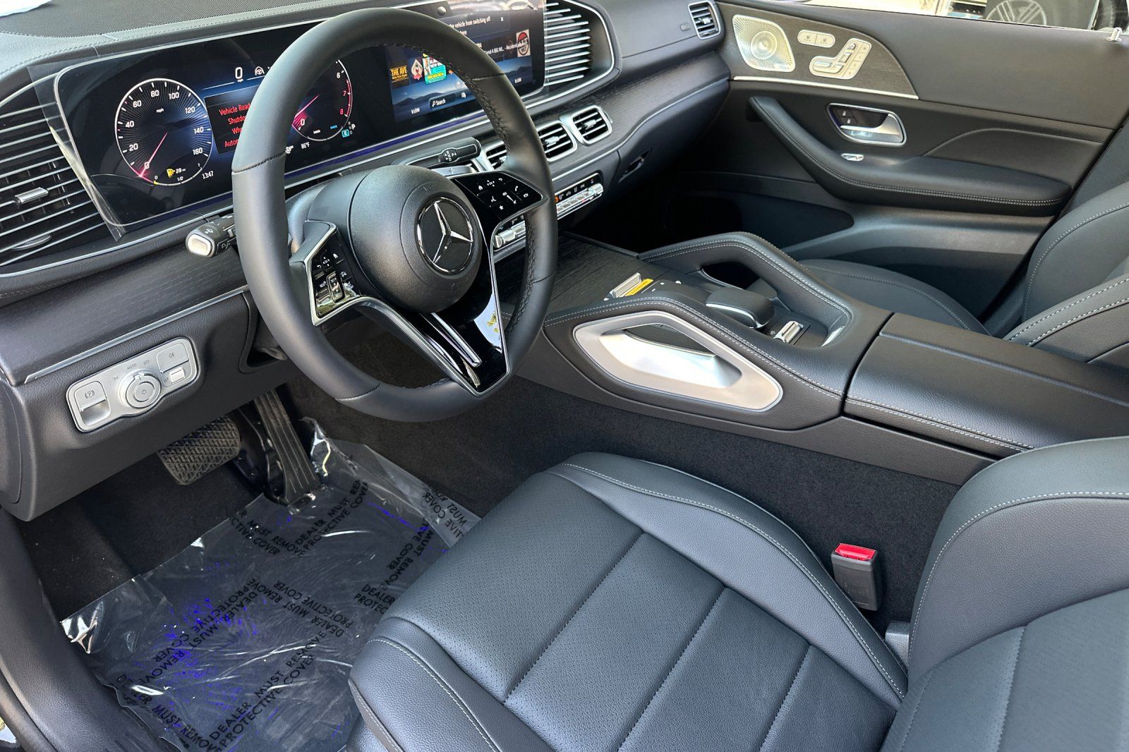 2025 Mercedes Benz GLS 450 4MATIC photo 10