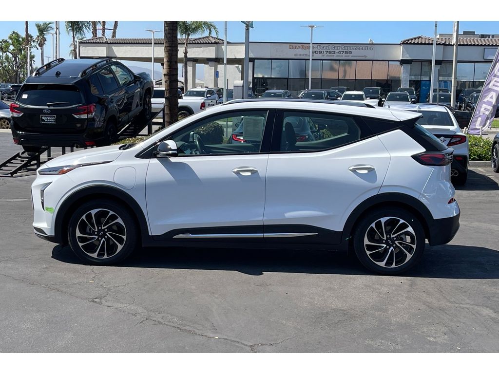 2023 Chevrolet Bolt EUV Premier photo 2