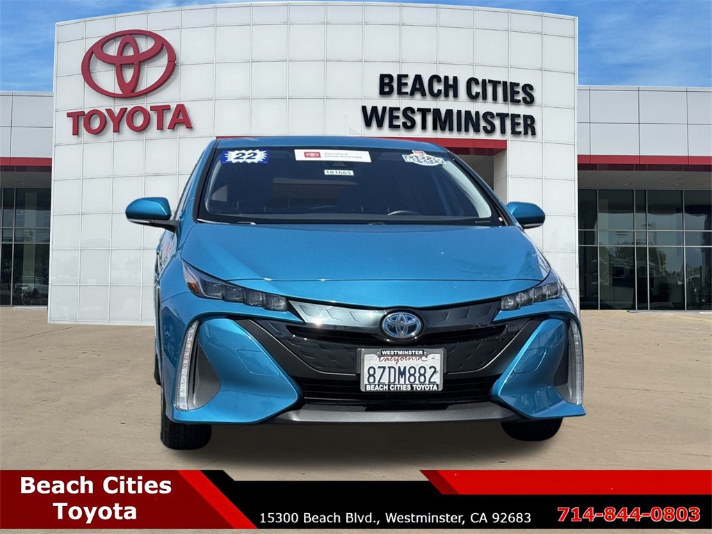 2022 Toyota Prius Prime LE photo 3