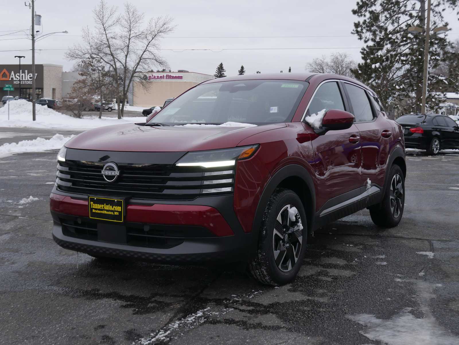 2025 Nissan Kicks SV photo 3