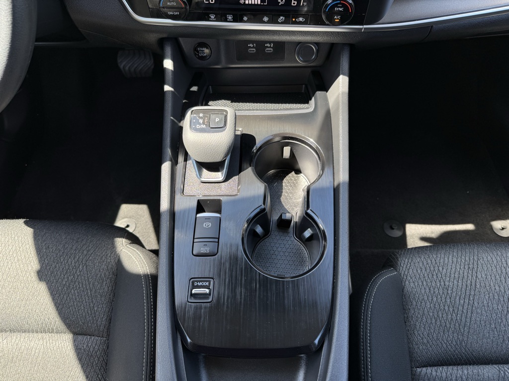2024 Nissan Rogue SV photo 21