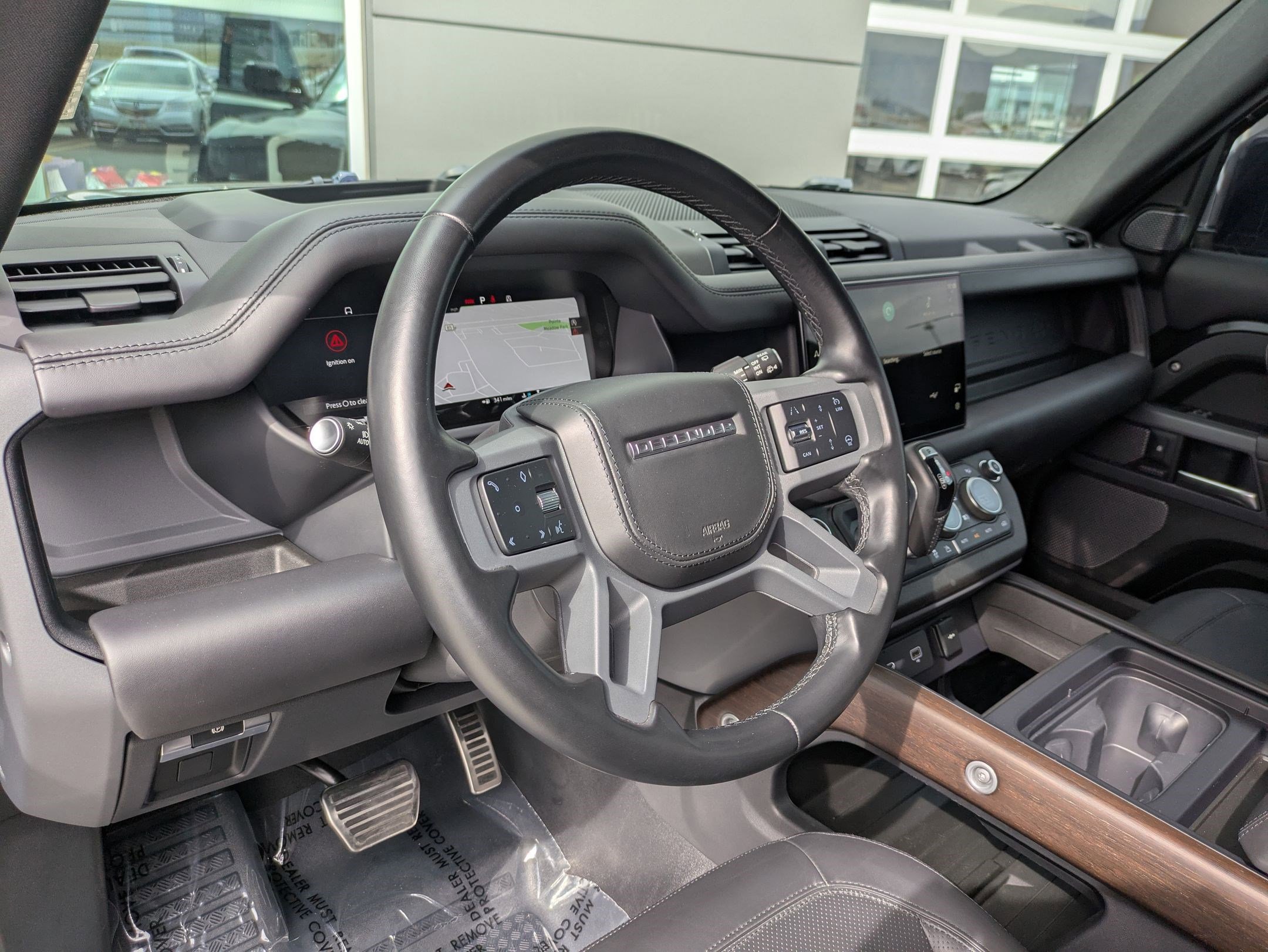 2023 Land Rover Defender 110 X photo 11