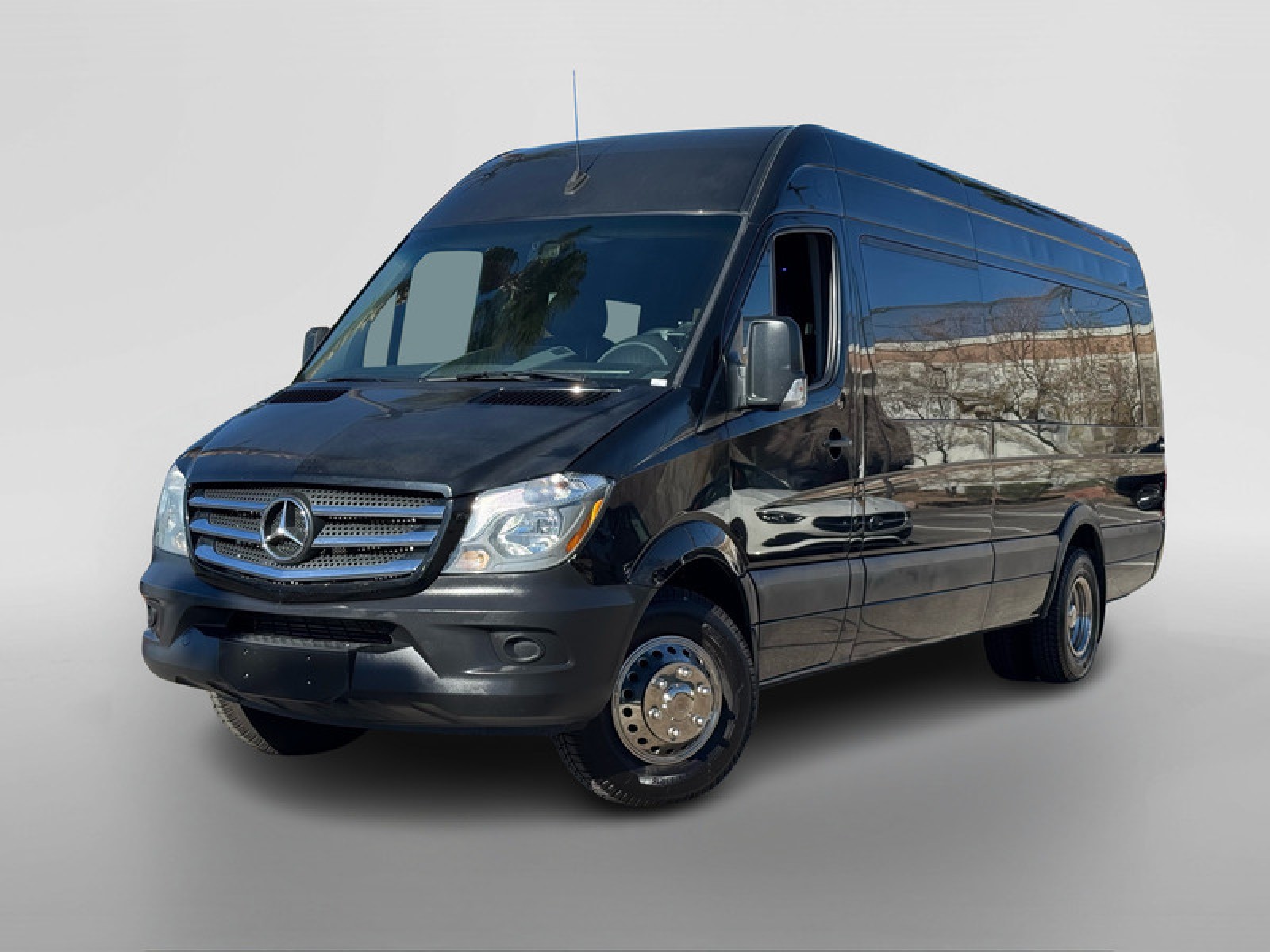 2018 Mercedes-Benz Sprinter Base's photo