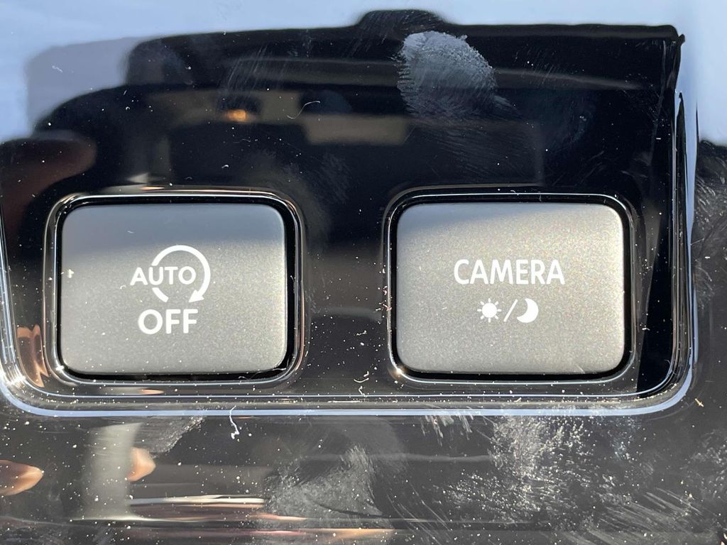 2025 Nissan Murano SV photo 23