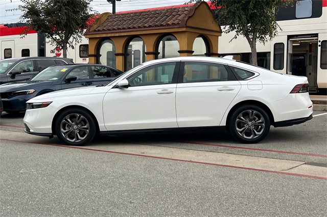 2023 Honda Accord EX photo 3