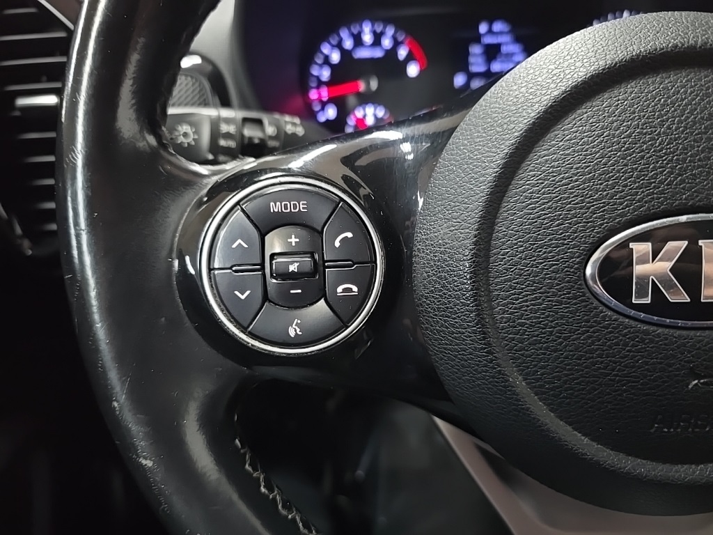 2020 Kia Soul EX photo 19