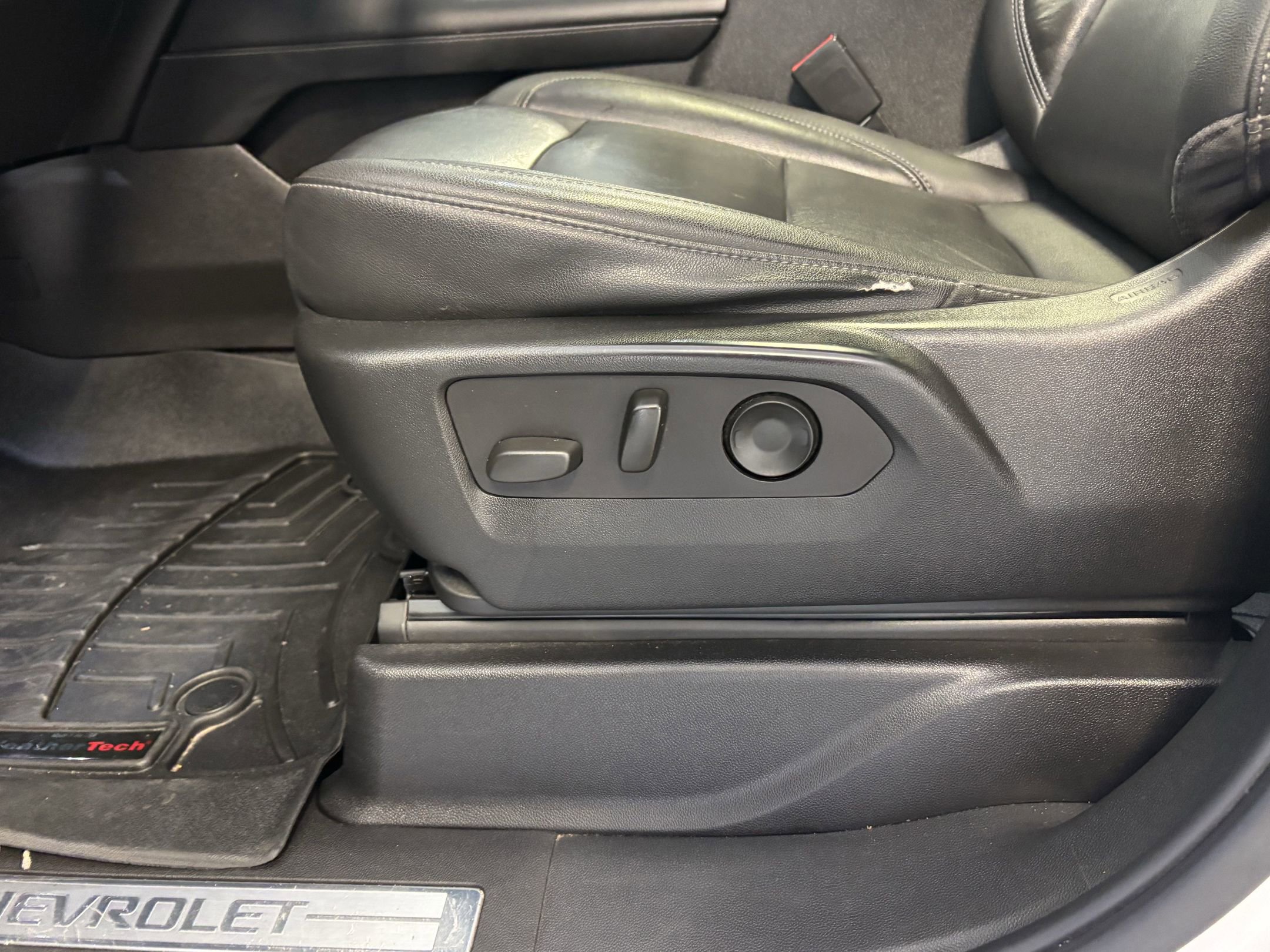 2021 Chevrolet Tahoe Z71 photo 13