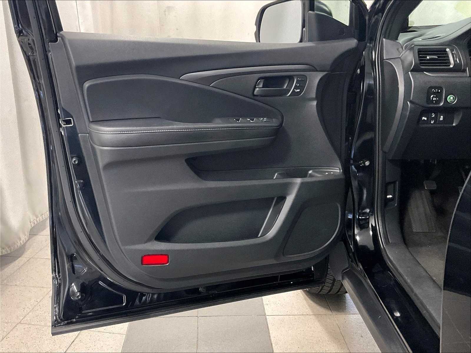 2023 Honda Passport EX-L photo 9
