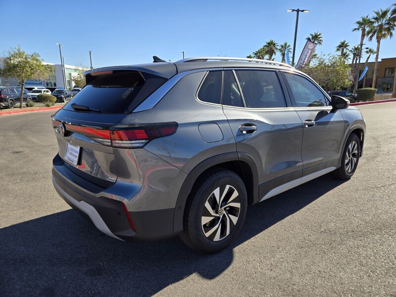 2026 Volkswagen Tiguan S photo 3