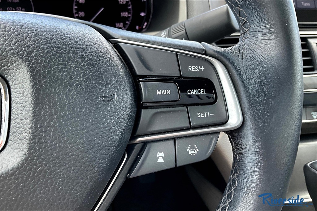 2020 Honda Accord EX-L photo 12