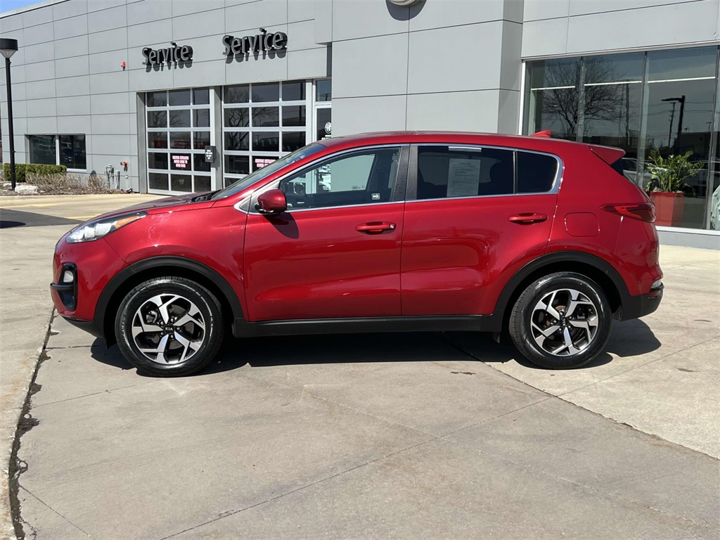 Used 2020 Kia Sportage LX with VIN KNDPMCAC3L7708266 for sale in Macomb, MI