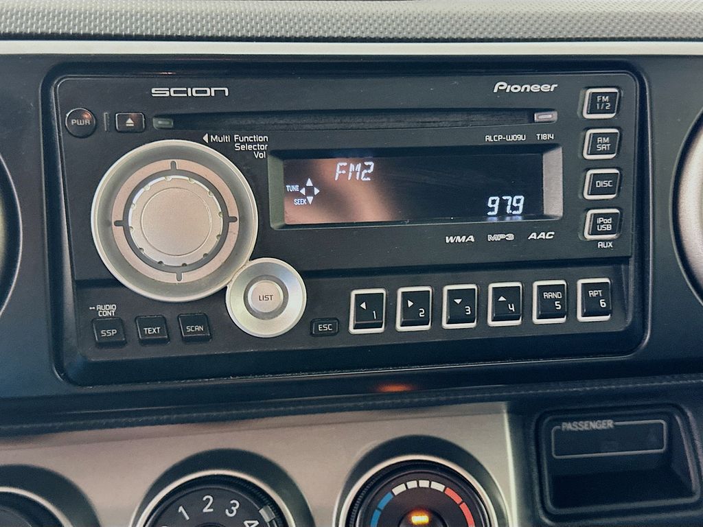 2011 Scion xB Base photo 12