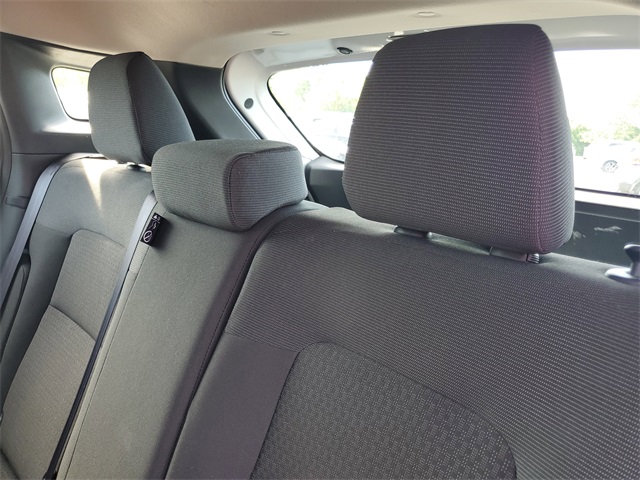 2025 Nissan Kicks S photo 7