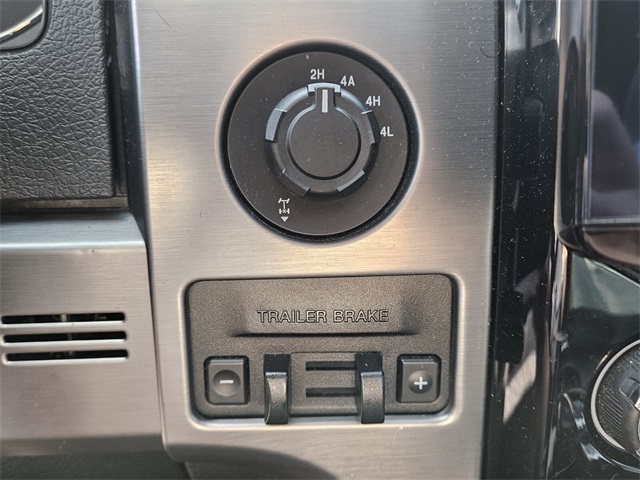 2014 Ford F-150 Limited photo 14