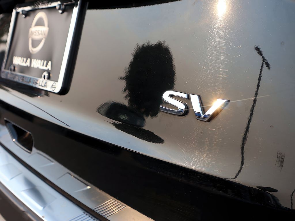 2023 Nissan Rogue SV photo 30