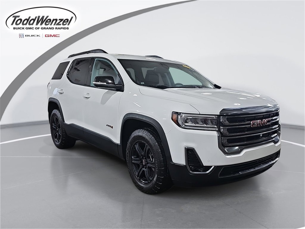 2023 GMC Acadia AT4's photo