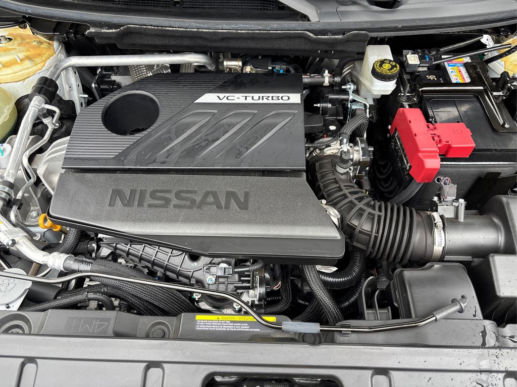 2025 Nissan Rogue SV photo 11