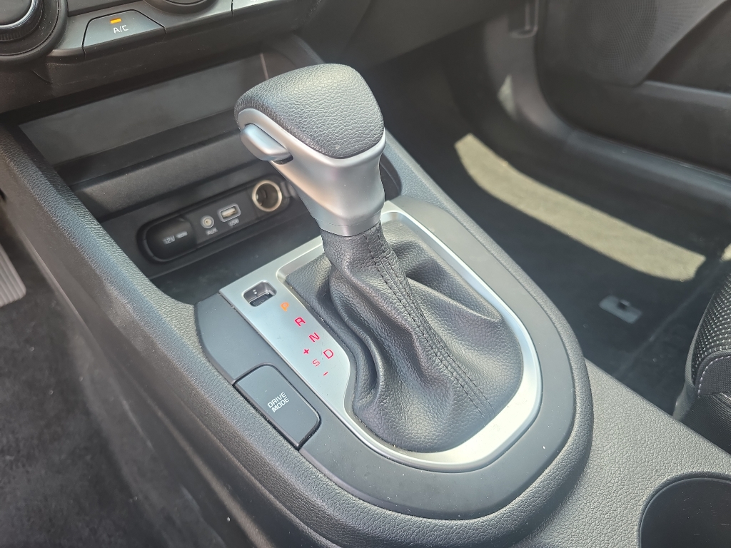 2021 Kia Forte LXS photo 16