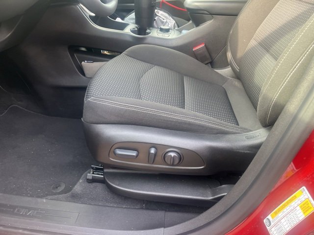 2022 Gmc Terrain SLE photo 2
