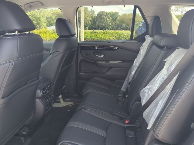 2025 Honda Pilot EX-L photo 11