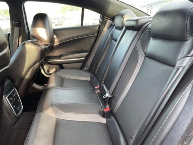 2022 Dodge Charger SXT photo 11