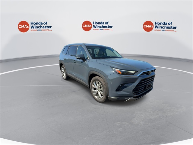 2024 Toyota Grand Highlander Limited photo 2