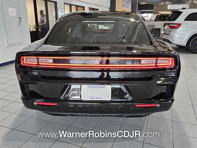 2025 Dodge Charger Daytona R/T photo 6