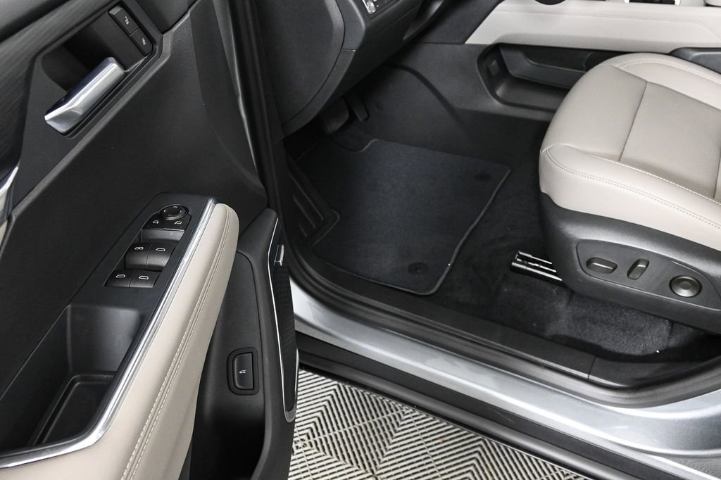 2026 Gmc Acadia Elevation photo 8
