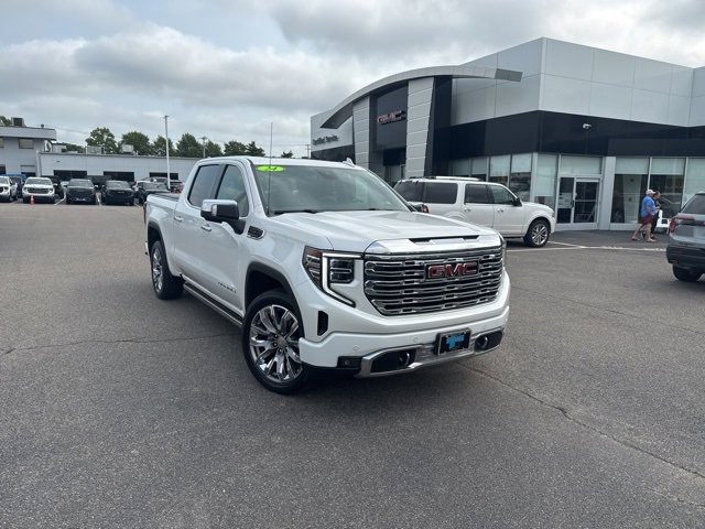 2024 GMC Sierra 1500 Denali Denali's photo