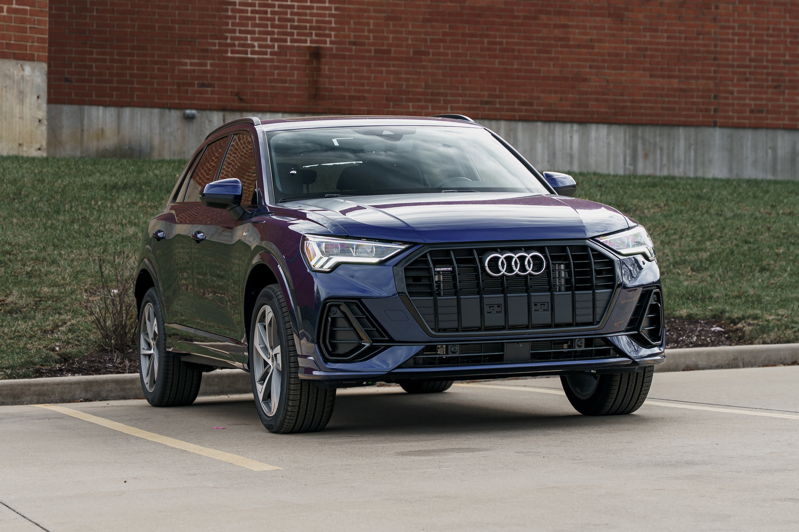 2025 Audi Q3 S Line Premium's photo