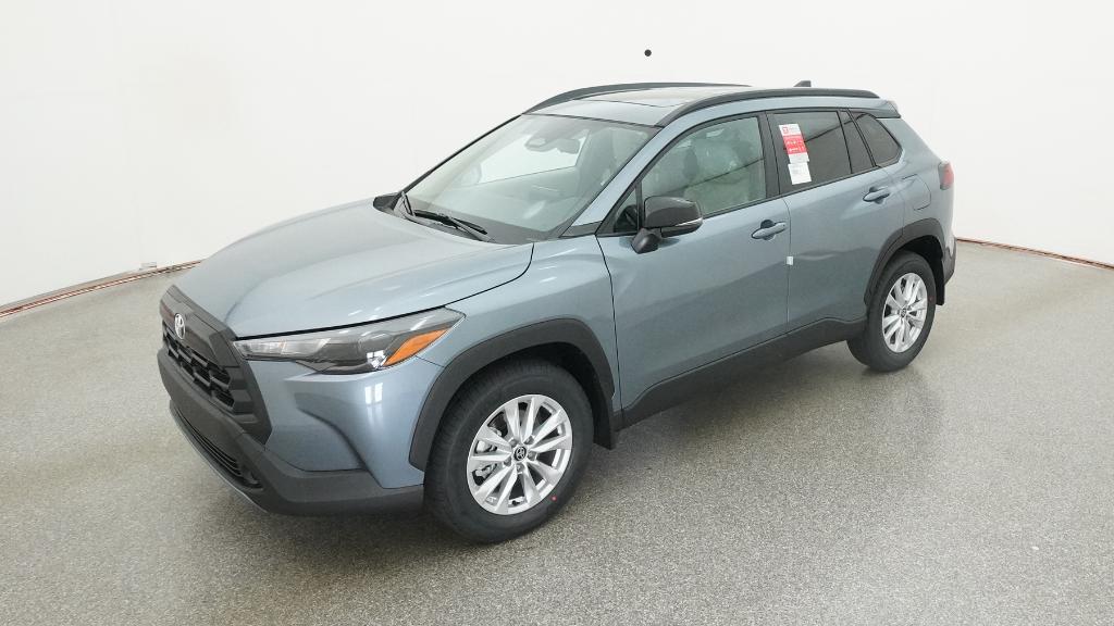 2026 Toyota Corolla Cross LE's photo