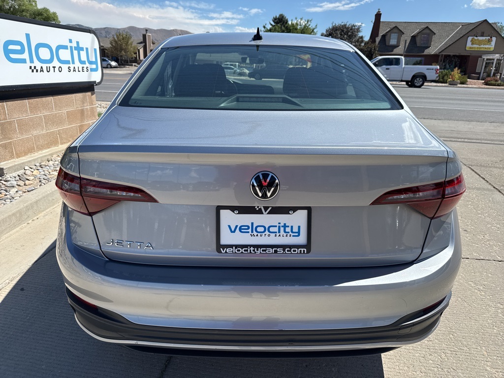 2024 Volkswagen Jetta 1.5T S photo 4