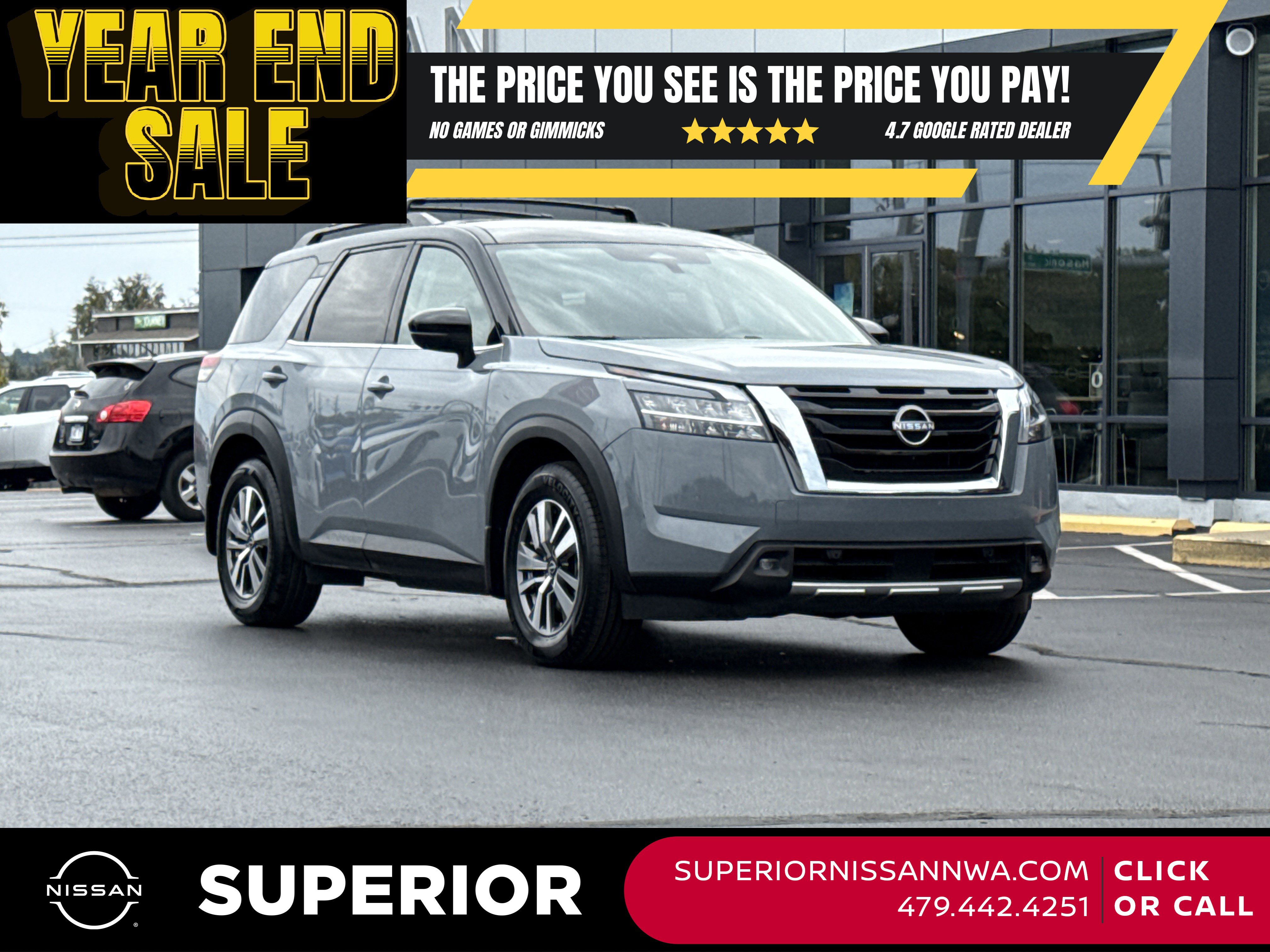 2022 Nissan Pathfinder SL's photo