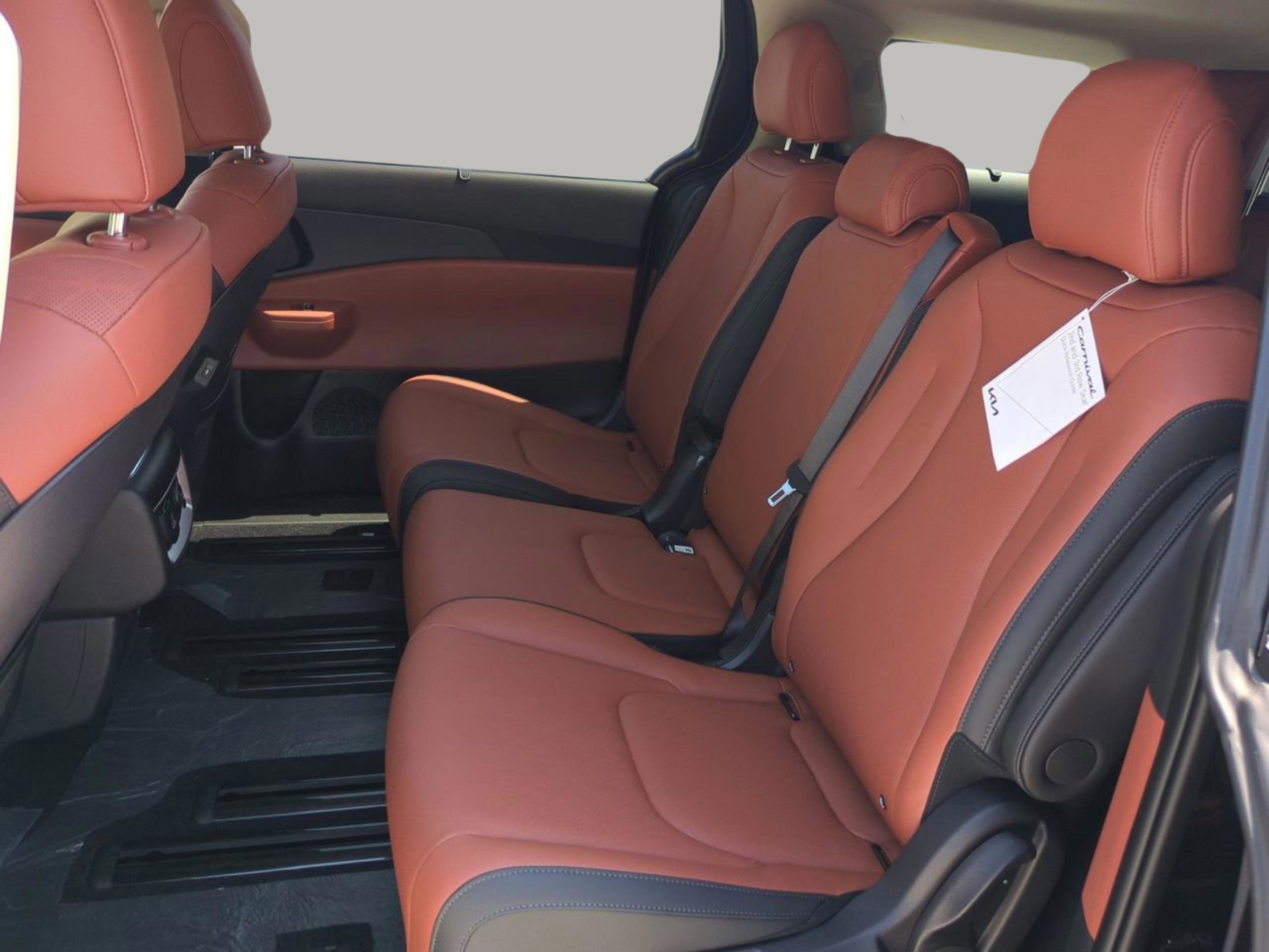 2026 Kia Carnival SX photo 27