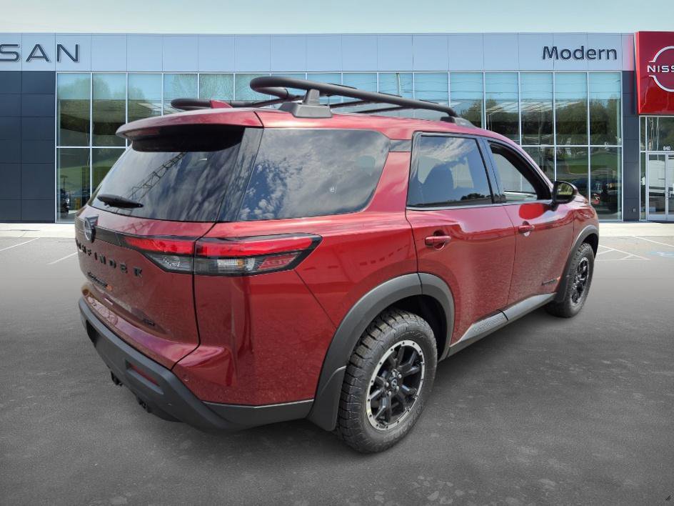 2025 Nissan Pathfinder Rock Creek photo 3