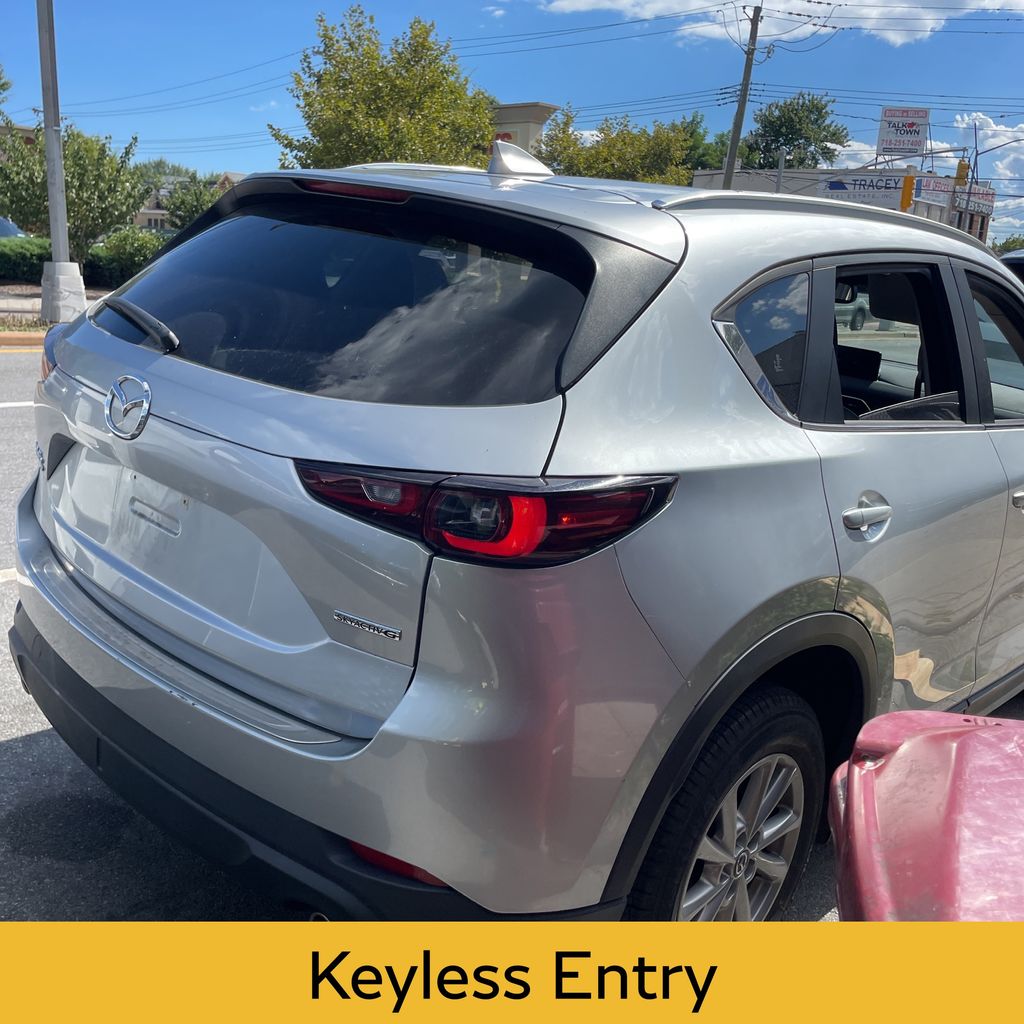2023 Mazda CX-5 2.5 S Preferred photo 5