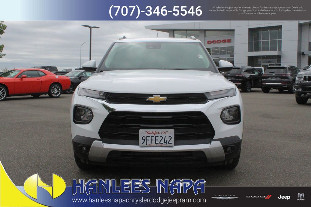 2023 Chevrolet Trailblazer LT photo 3