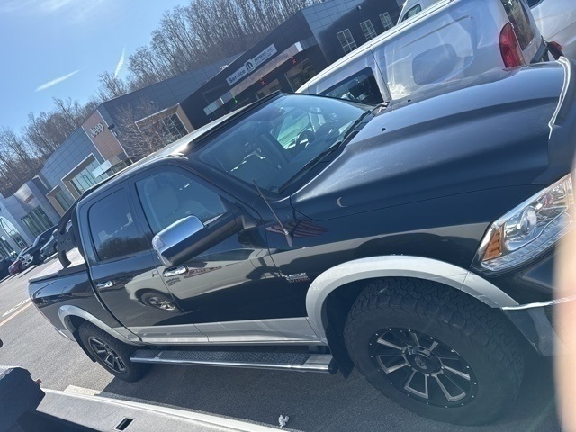 2017 RAM Ram 1500 Pickup Laramie