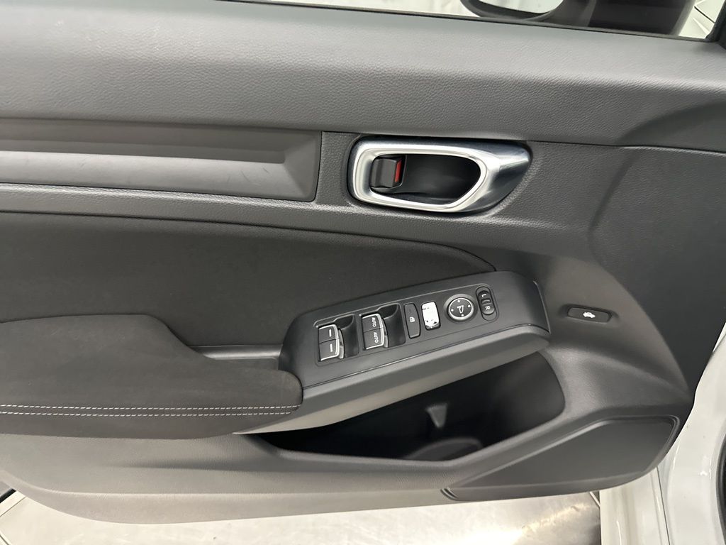 2022 Honda Civic Sport photo 5