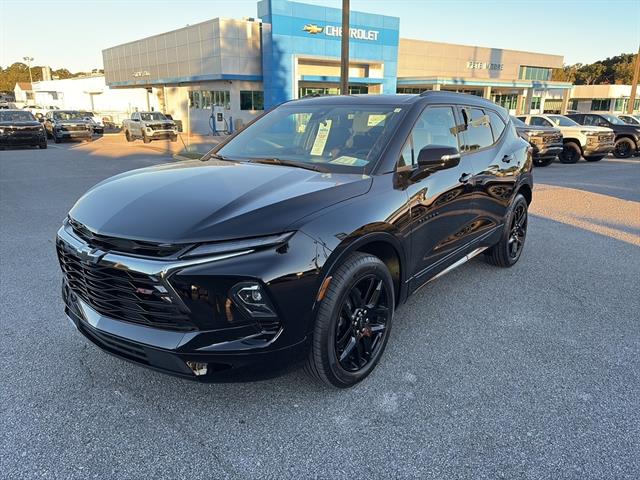 2026 Chevrolet Blazer RS photo 3