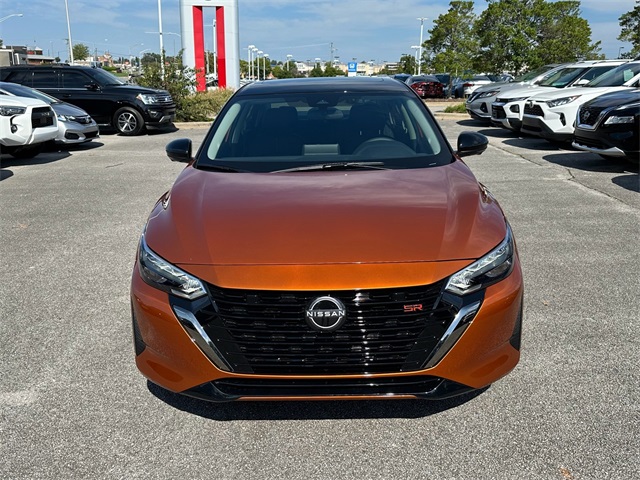 2025 Nissan Sentra SR photo 2