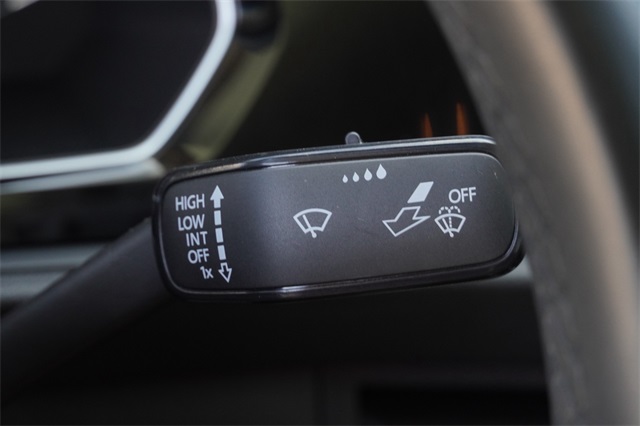 2024 Volkswagen Jetta 1.5T SEL photo 25