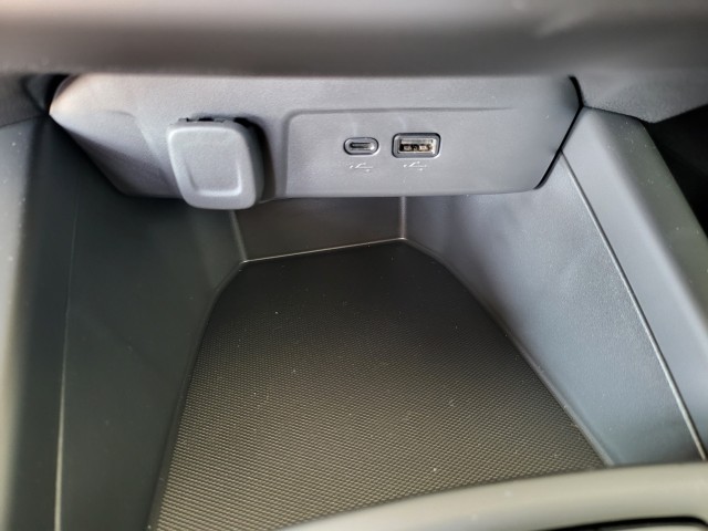 2025 Chevrolet Trax photo 26