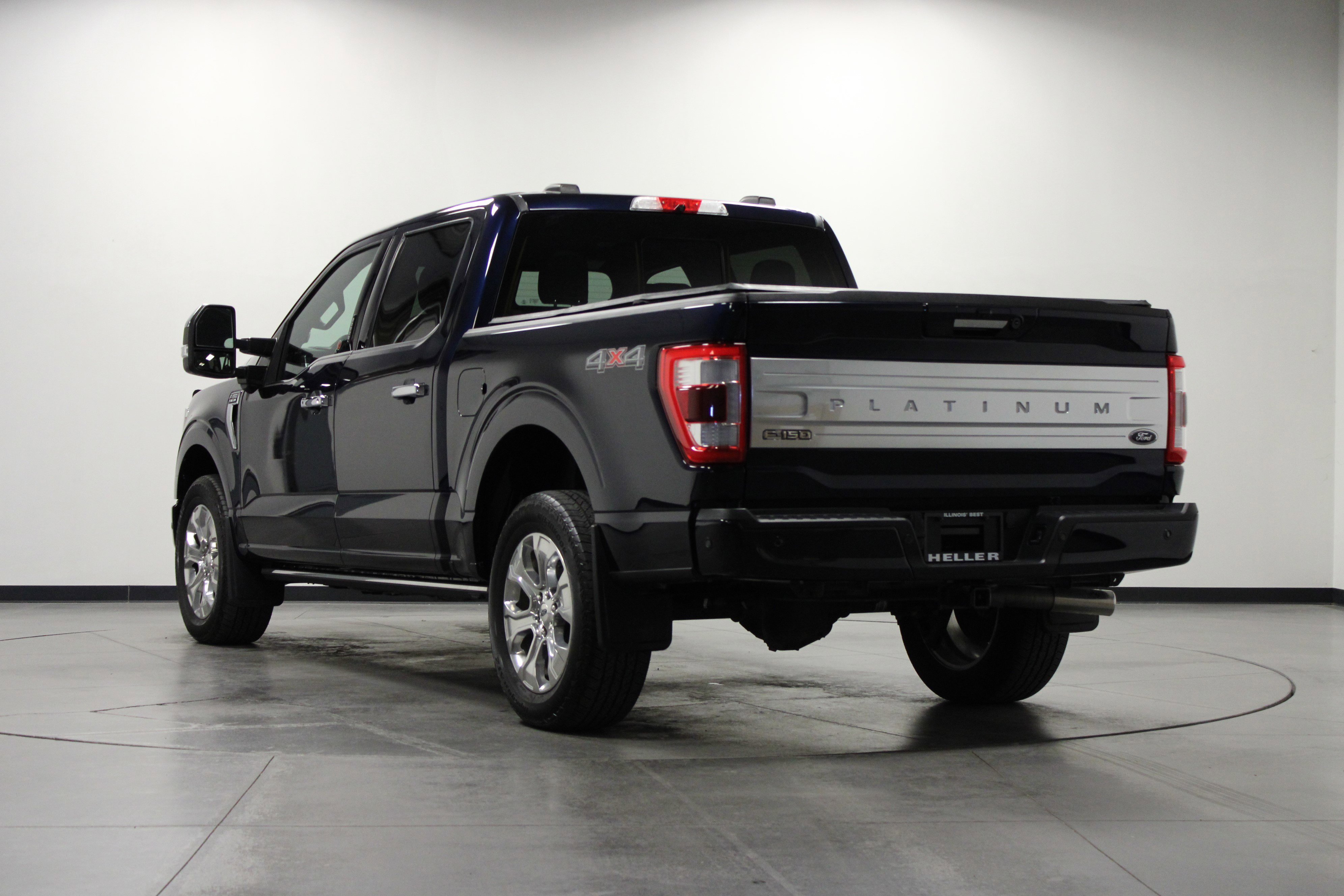 2022 Ford F-150 Platinum photo 5