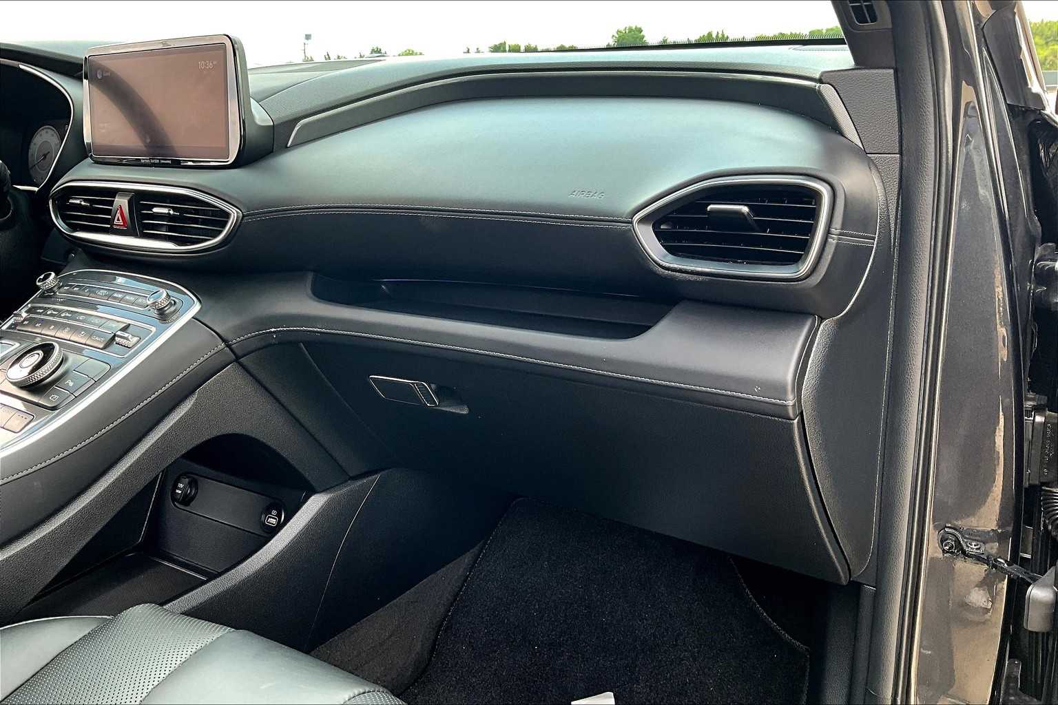 2022 Hyundai Santa Fe Calligraphy photo 16