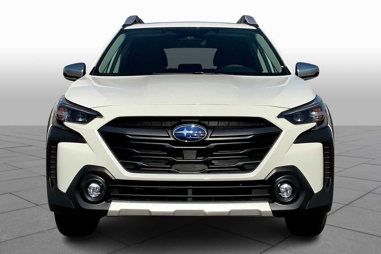 2025 Subaru Outback Touring photo 3